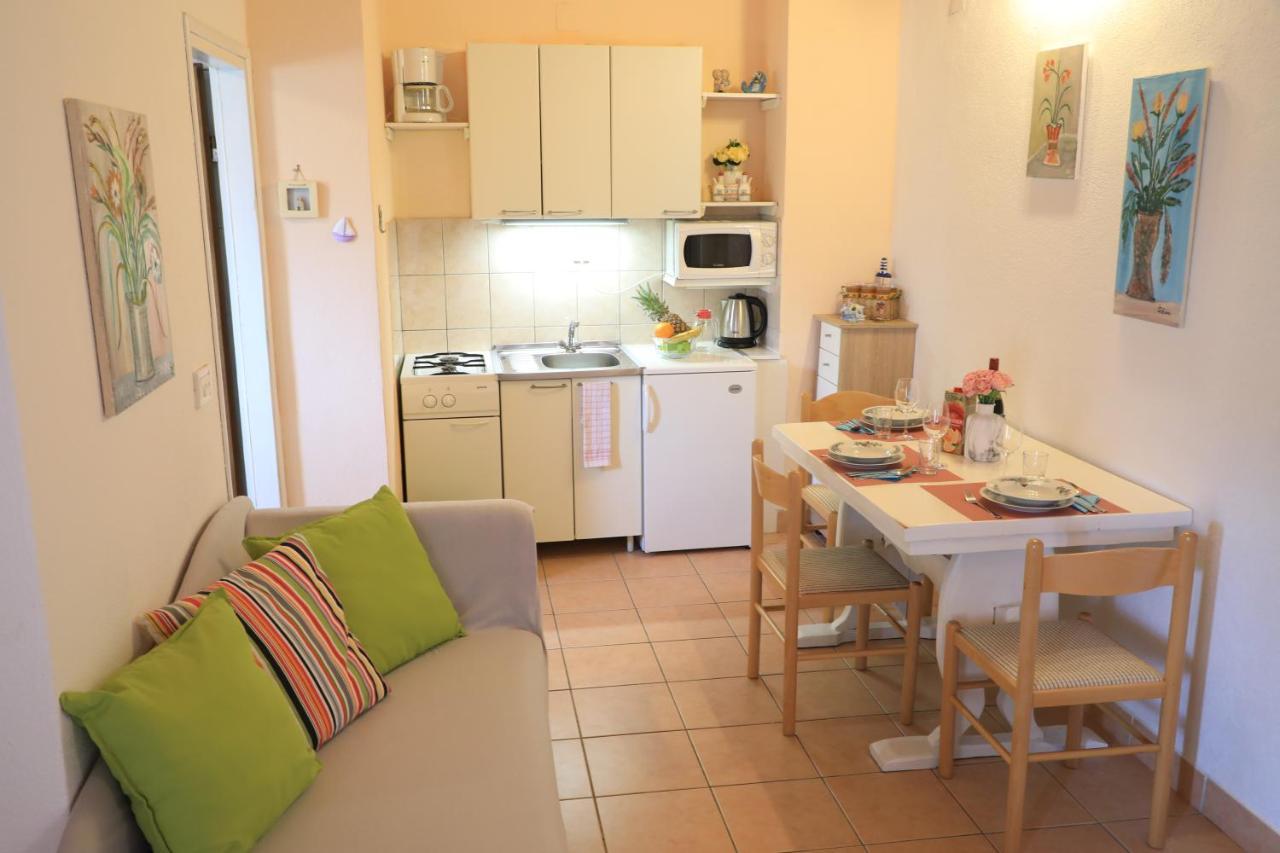 Apartmani Sarlija Пакоштане Екстер'єр фото