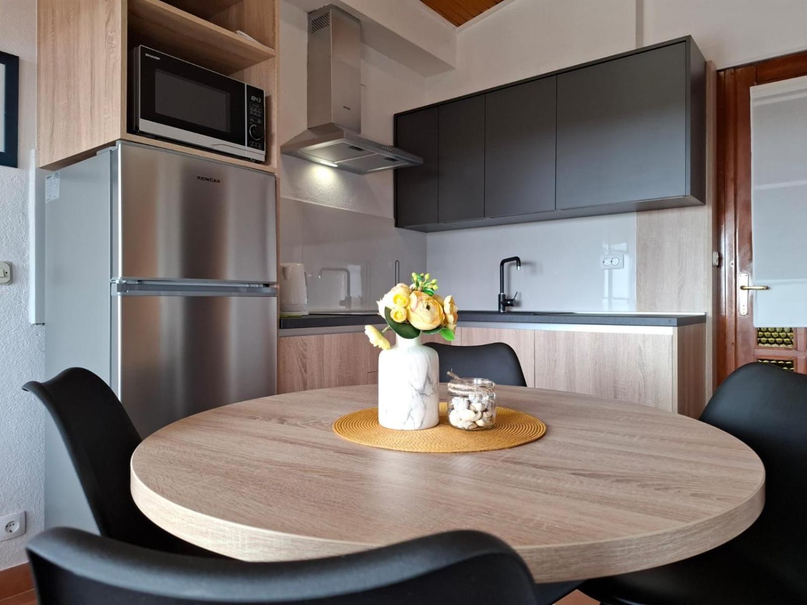 Apartmani Sarlija Пакоштане Екстер'єр фото